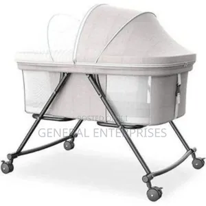Portable 2-in-1 Baby Bassinet And Rocking Cradle