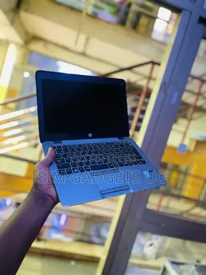 Laptop HP EliteBook 820 G2 8GB Intel Core i5 HDD 500GB