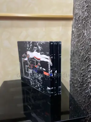 Ps4 Pro Console 20 Games Chipped