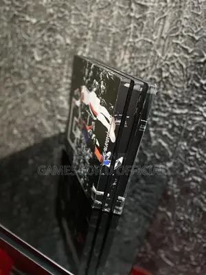 Ps4 Pro Console Chipped Uk 1tb *18 Games