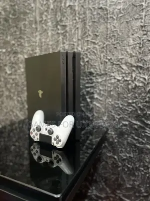 Ps4 Pro Console  1 Pad 1 Tb 4k Chipped 15 Games