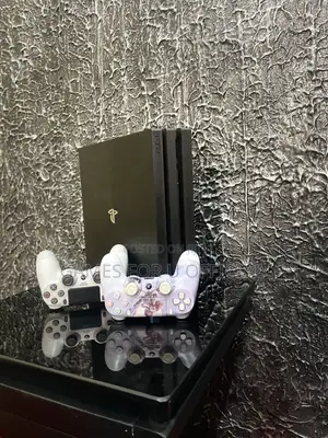 Ps4 Pro Console 2 Pads Custom Chipped 18 Games