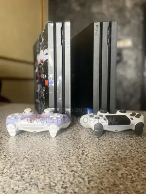 Ps4 Pro Console 1 Pad Uk Used 19 Games