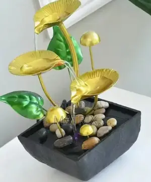 Golden Desktop Leaf Fountains