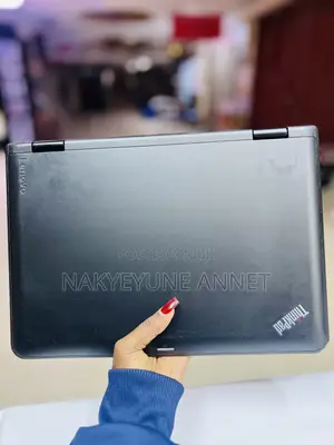 Laptop Lenovo Yoga 11e 4GB Intel Celeron SSD 128GB