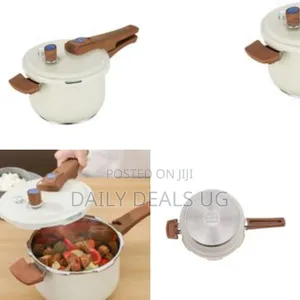 Stainless Steel Pressure Cooker With Wood-effect Handles