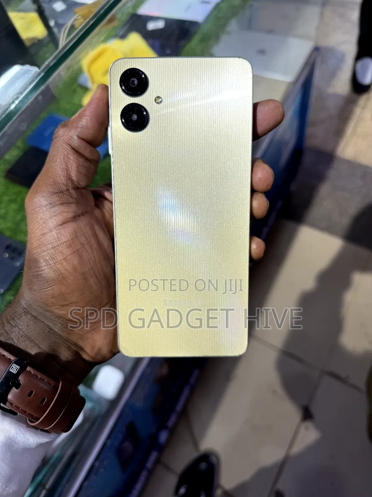 Samsung Galaxy A06 64 GB Gold