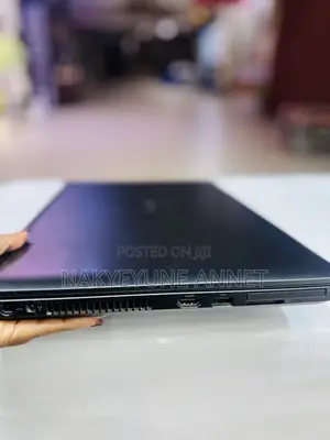 Laptop Dell Latitude 5540 4GB Intel Core I5 HDD 500GB