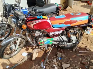 Bajaj Boxer 100 2017 Red
