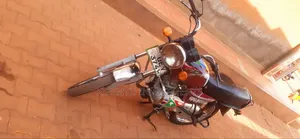 Bajaj Boxer 100 2021 Red
