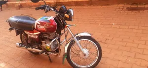 Bajaj Boxer 100 2021 Red