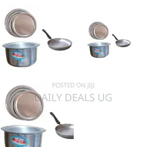 9-Piece Aluminum Saucepan Set With Covers and a Frying Pan