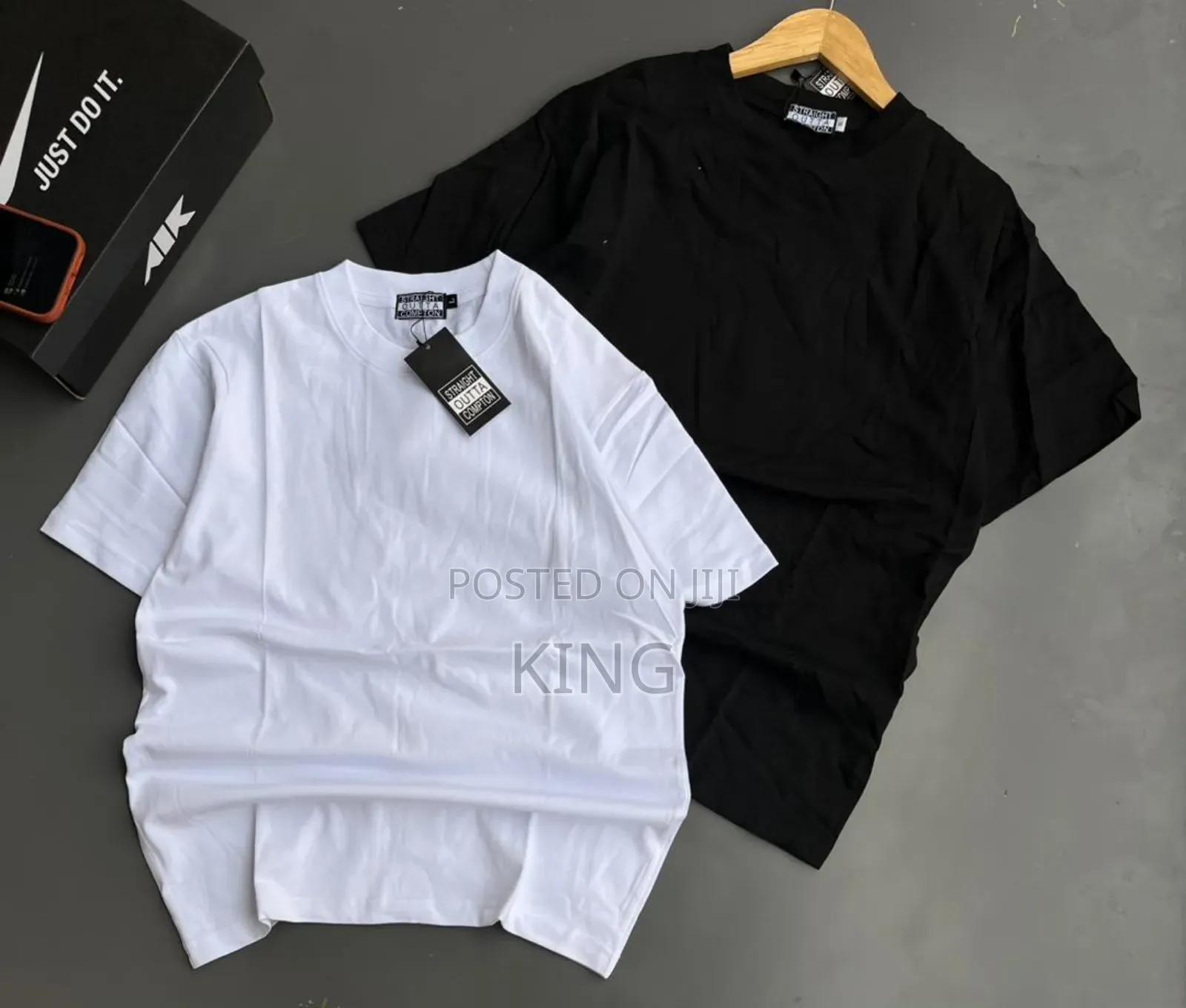 Roundy Colar T-Shirt. Plain White, Black
