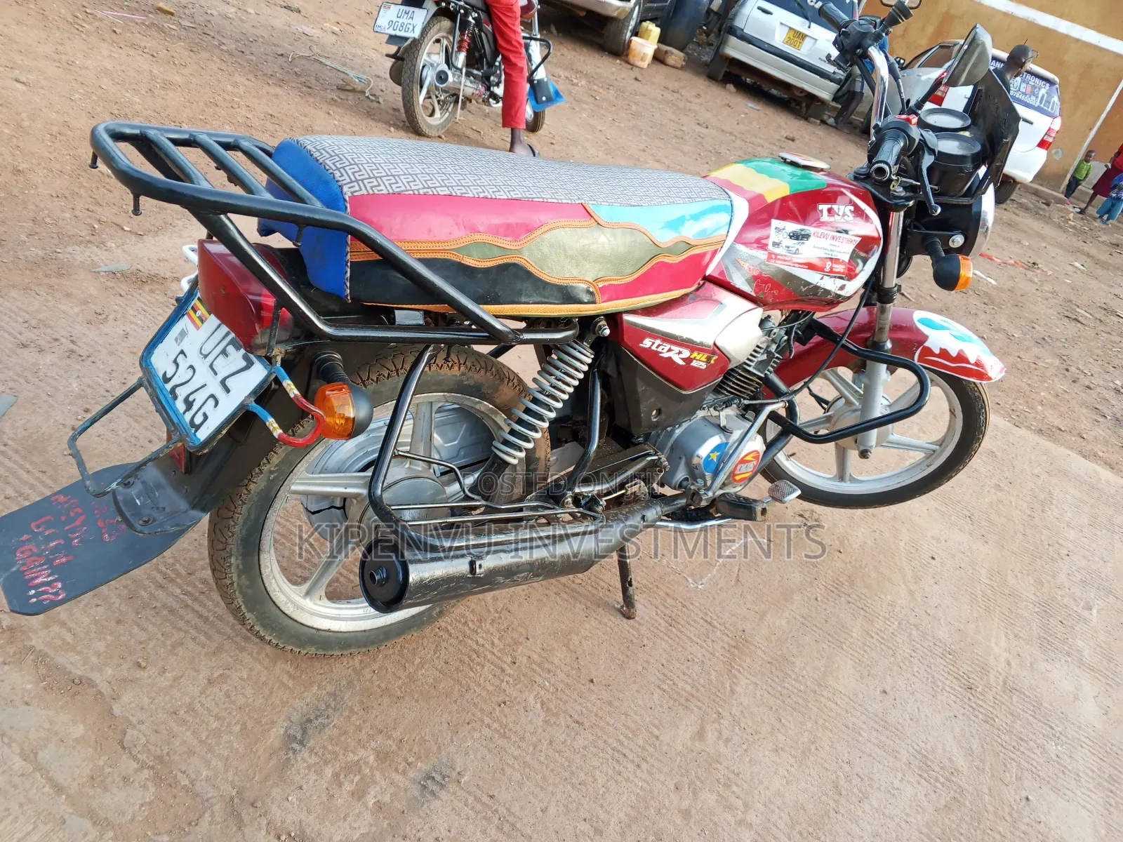 TVS HLX 125 2019 Red