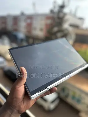 Laptop HP EliteBook x360 1030 G8 16GB Intel Core i7 SSD 256GB