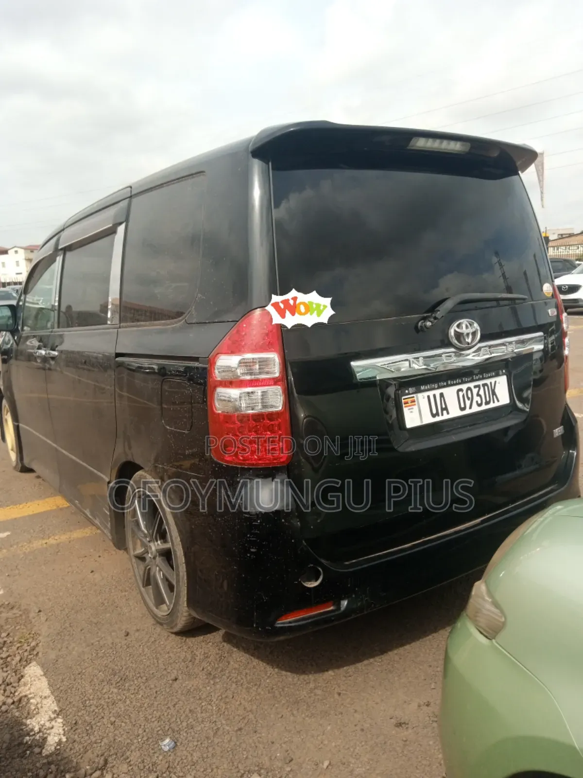 Toyota Noah 2011 Black