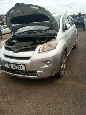 Toyota IST 2011 White