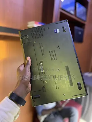 Laptop Lenovo ThinkPad T450 4GB Intel Core i5 HDD+SSD 500GB