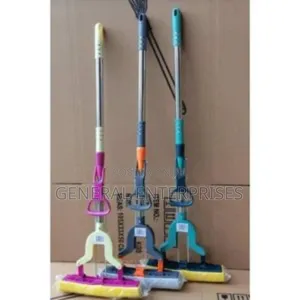 Foldable Mops With Self-Wringing Pva Sponges.