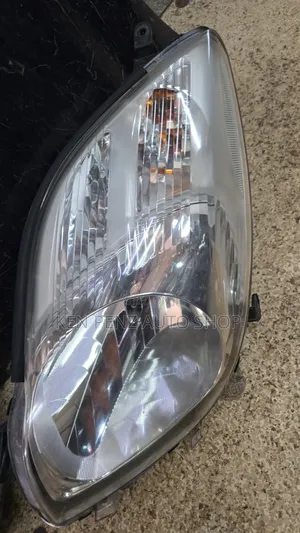 Toyota Vitz 2006 - 2010 Headlamp ( Non Motor)
