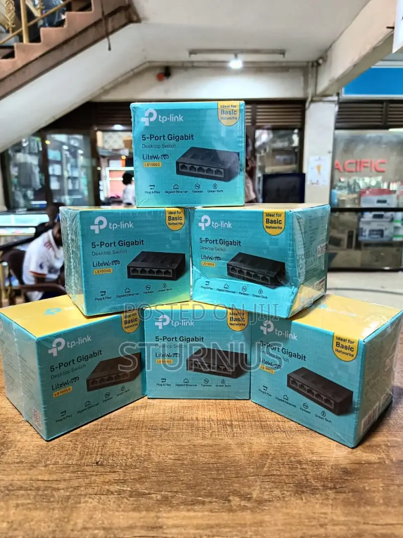 5-Port 10/100/1000mbps Desktop Network Switch