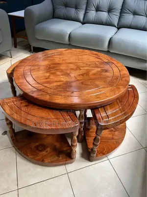 Hardwood Round Table With Stools