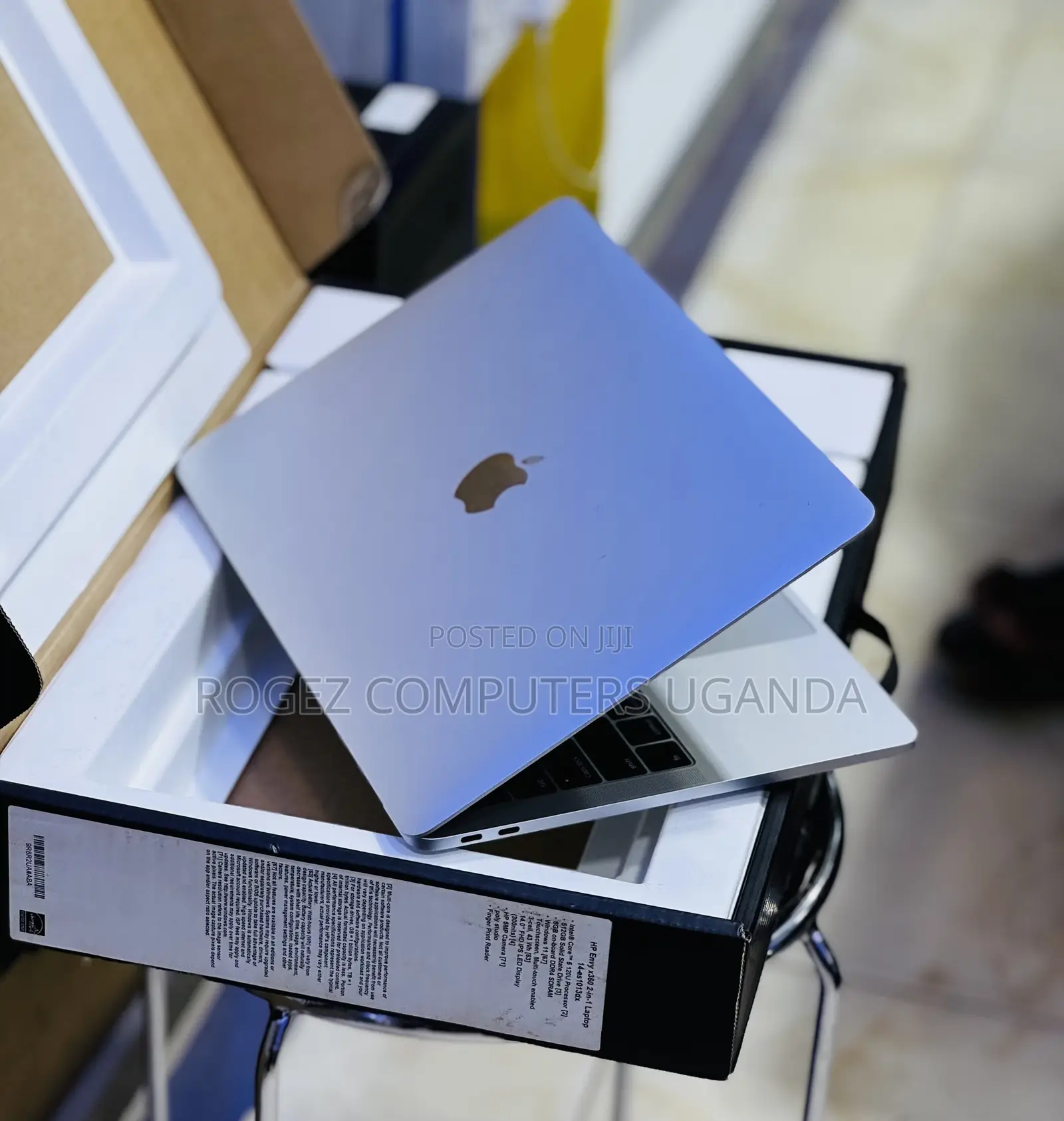 New Laptop Apple MacBook Pro 2016 8GB Intel Core I5 SSD 256GB