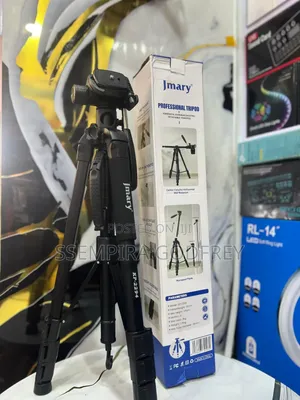 Tripod Stands for Cameras With Horizontal Overhead Shootings