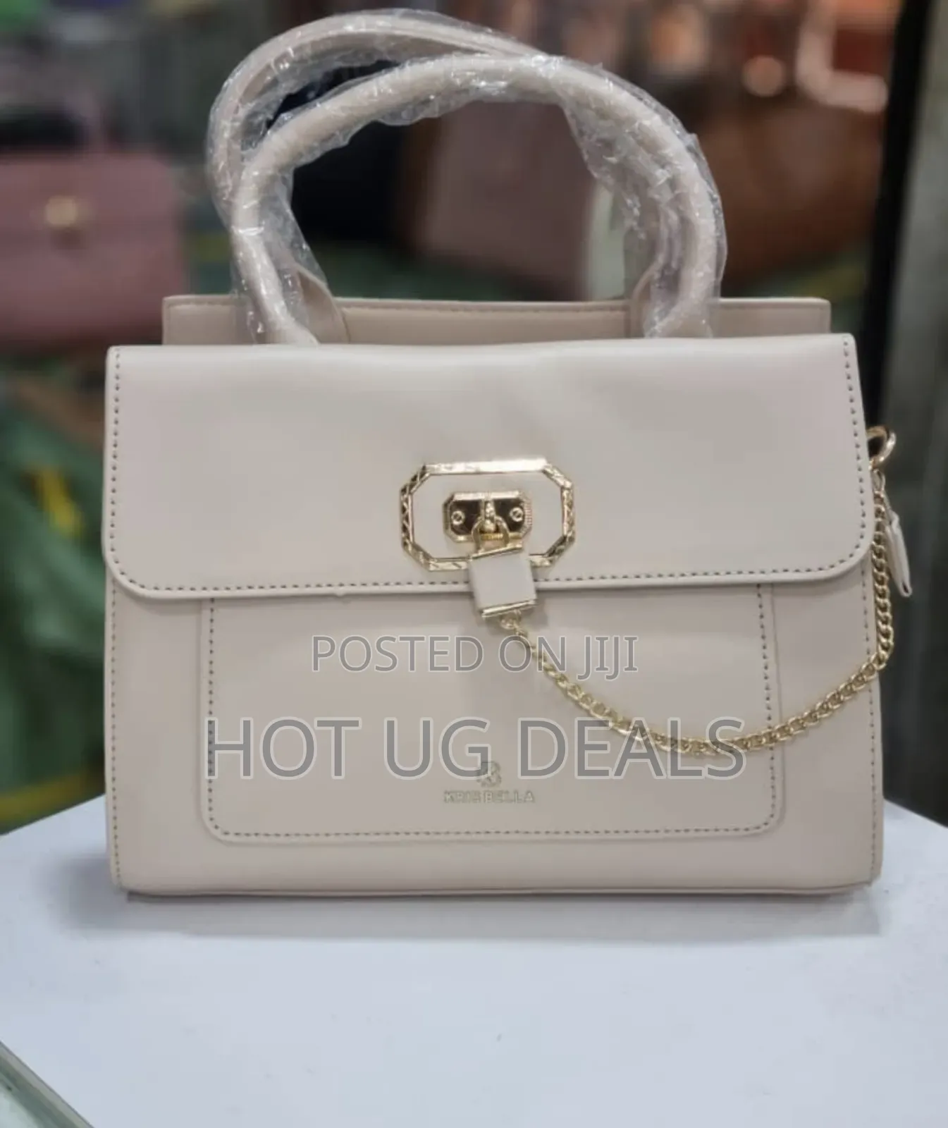 Ladies Classic Designer Handbag - Pink