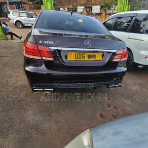 Mercedes-Benz E300 2013 Maroon