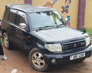 Mitsubishi Pajero IO 1999 Black