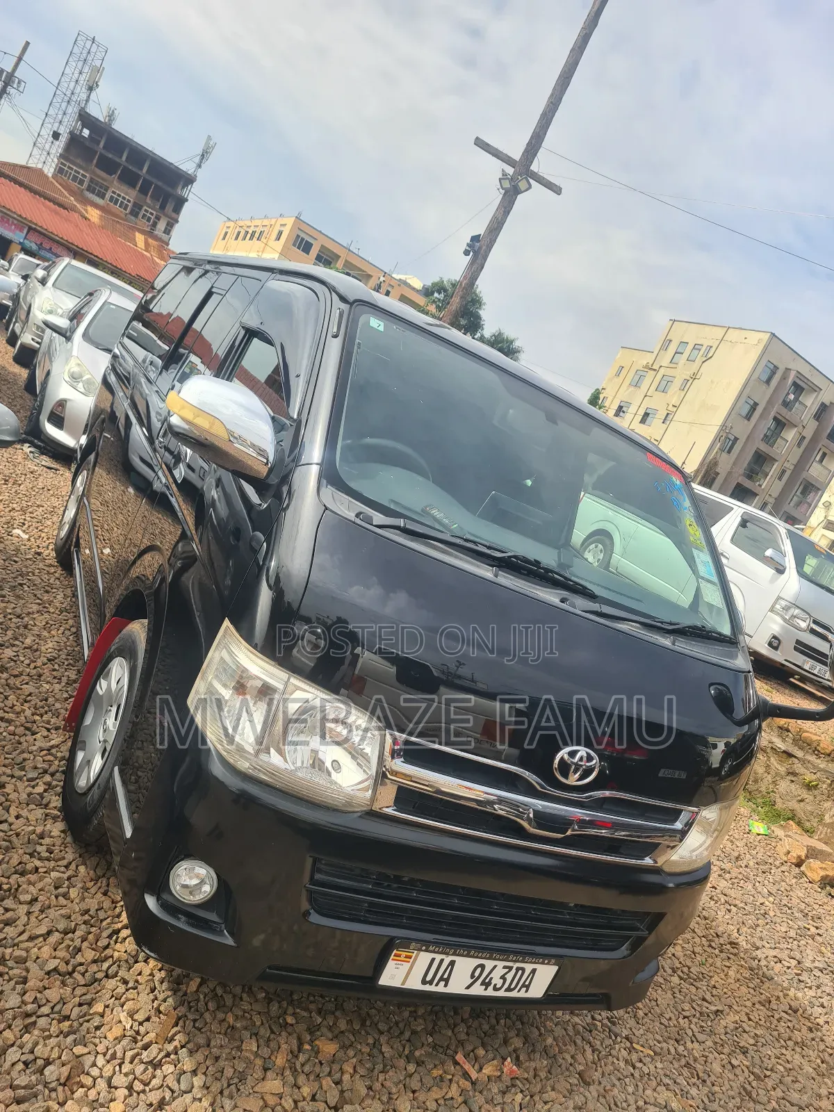 Toyota Grand HiAce 2011 Black