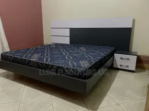 Floating Bed/ Platform Bed