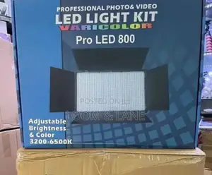 Led 800 Full Kit Light and Stand With Two Batteries