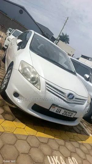 Toyota Auris Limited Sedan FWD (3.5L 6cyl 6A) 2010 White