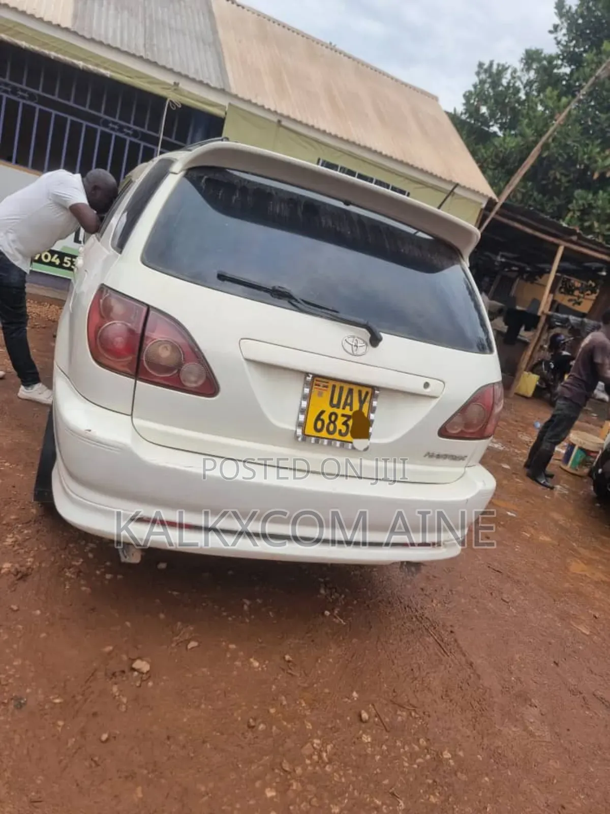 Toyota Harrier 1999 White