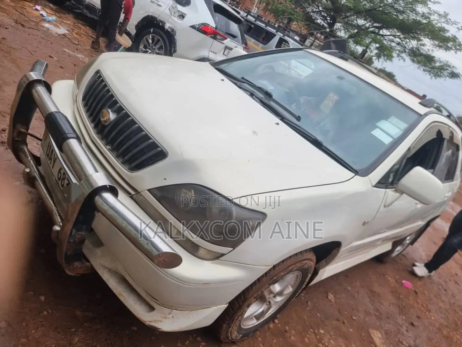 Toyota Harrier 1999 White