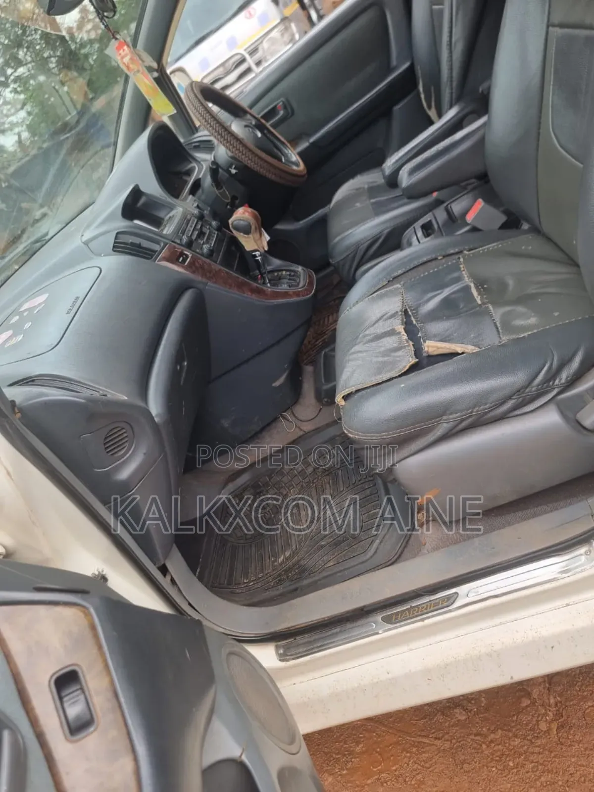 Toyota Harrier 1999 White