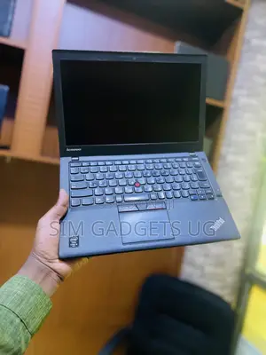 Laptop Lenovo ThinkPad X250 4GB Intel Core i5 HDD 320GB