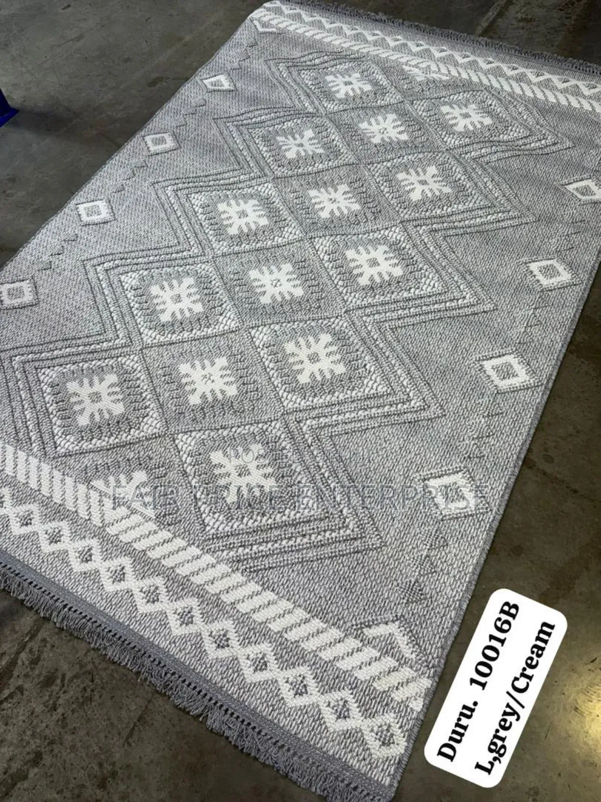 Center Carpets Rugs