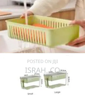 2 Pieces of Storage Bottles Plastic Kitchen Vegetable Fruit Storage