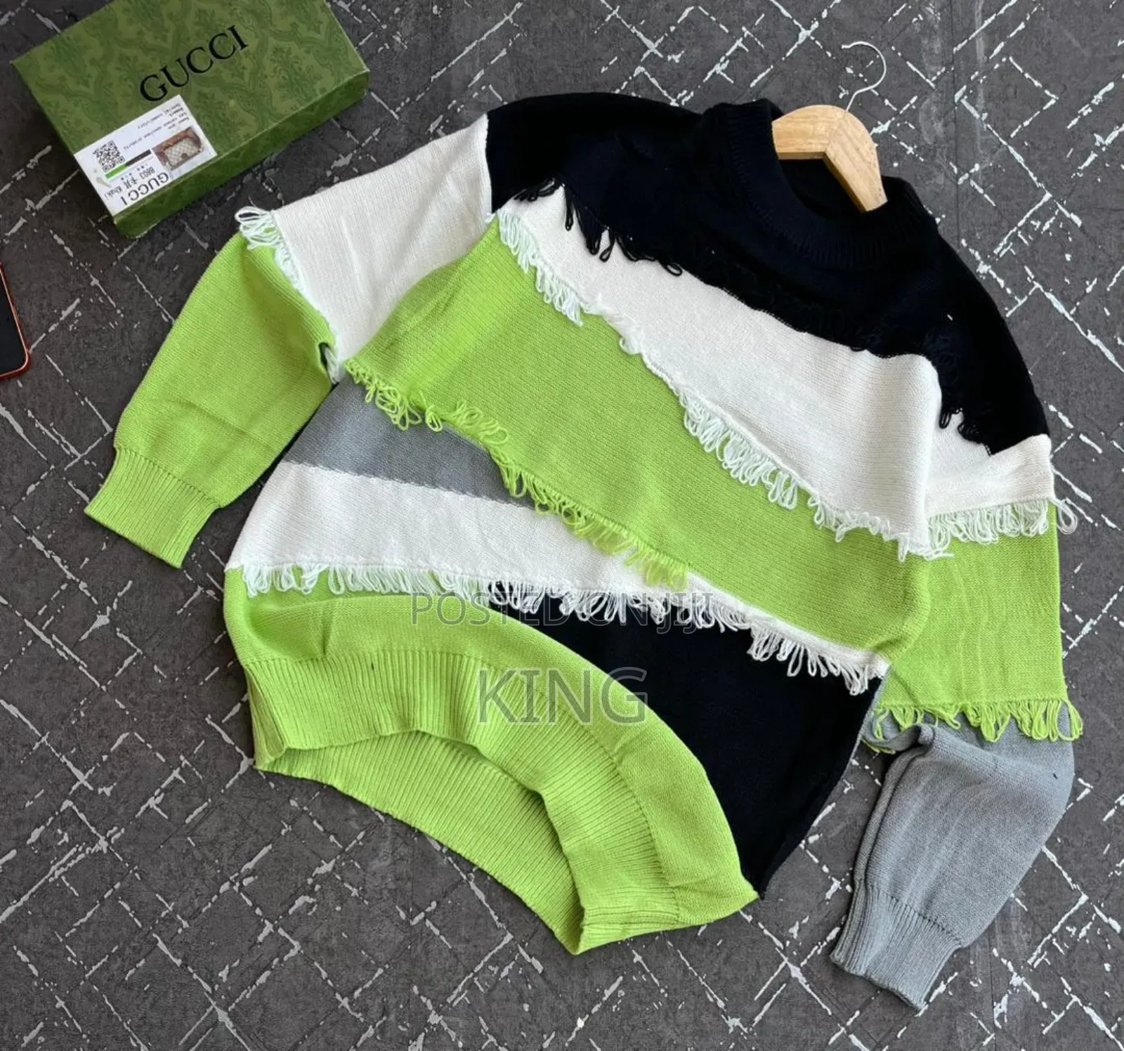 Block Frayed Knitted Pullover Sweater.