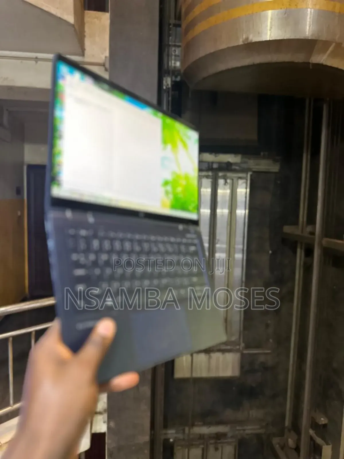 Laptop HP Elite Dragonfly X360 11th Gen 16GB Intel Core I7 SSD 512GB