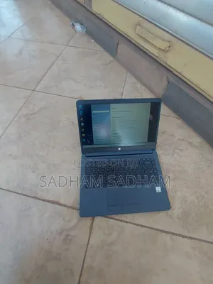 Laptop HP 240 G8 4GB Intel Core I5 HDD+SSD 750GB