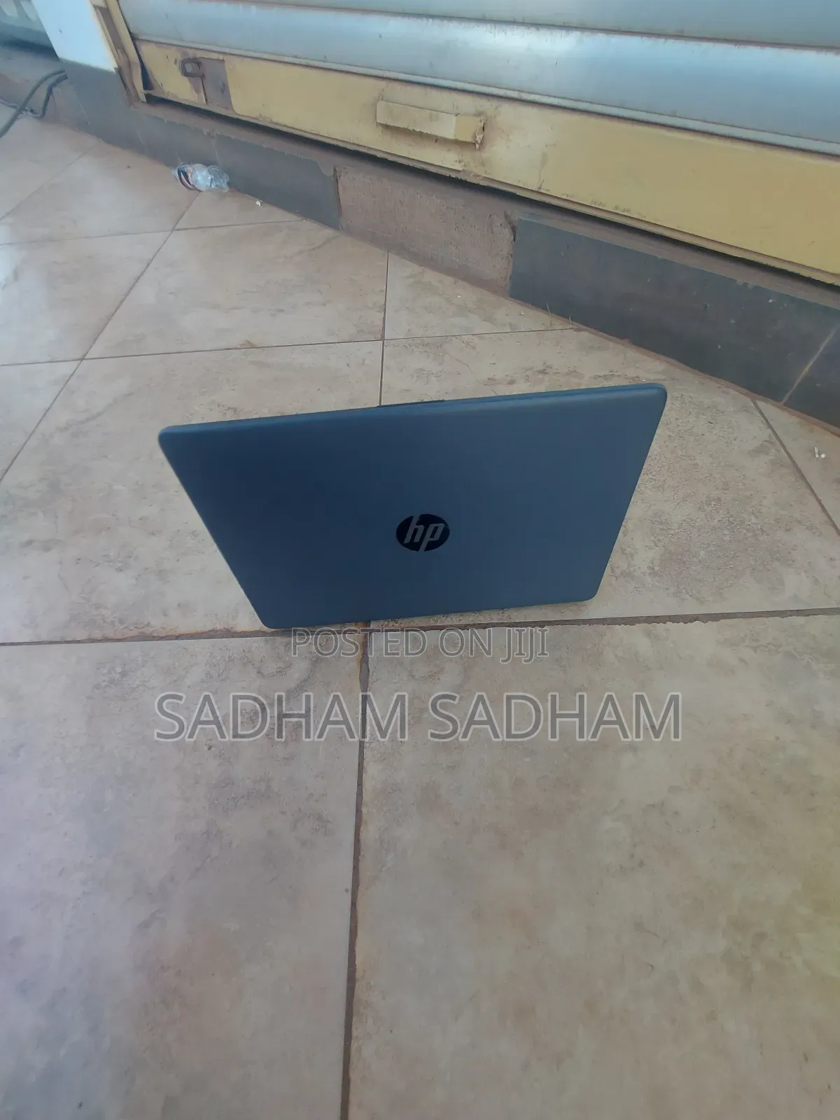 Laptop HP 240 G8 4GB Intel Core I5 HDD+SSD 750GB