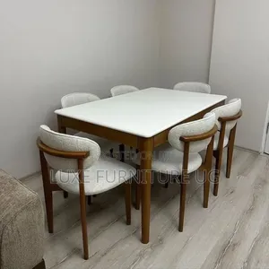 Classy 6 Seater Dinning Table/New Design