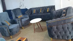 Gray Executive Sofa/7seats