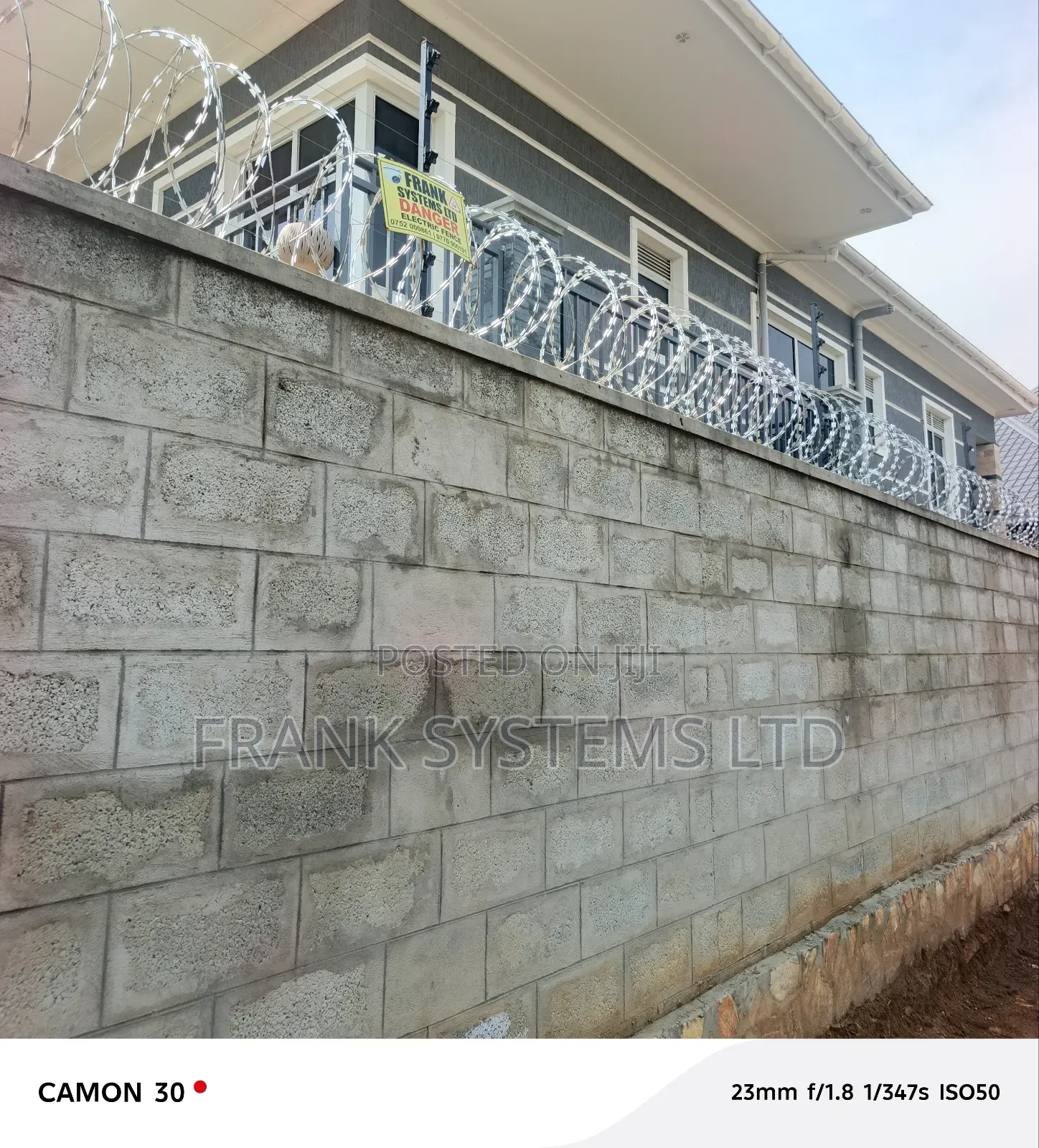 Electric Fence With Alarm