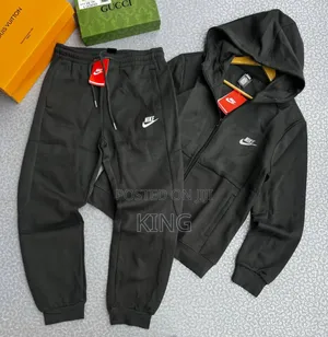 Nike Sportswear Club Fleece Hooded Tracksuit in Dark Grey. Army Green