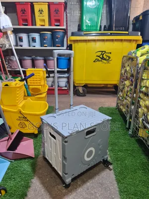 Relax Days Plastic Shopping Trolley